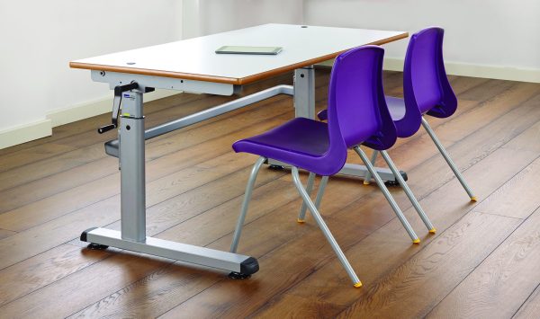 HEIGHT ADJUSTABLE CRANK HANDLE CLASSROOM TABLE - Image 2
