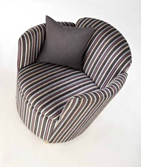 Cloud Tub Chair - Image 3